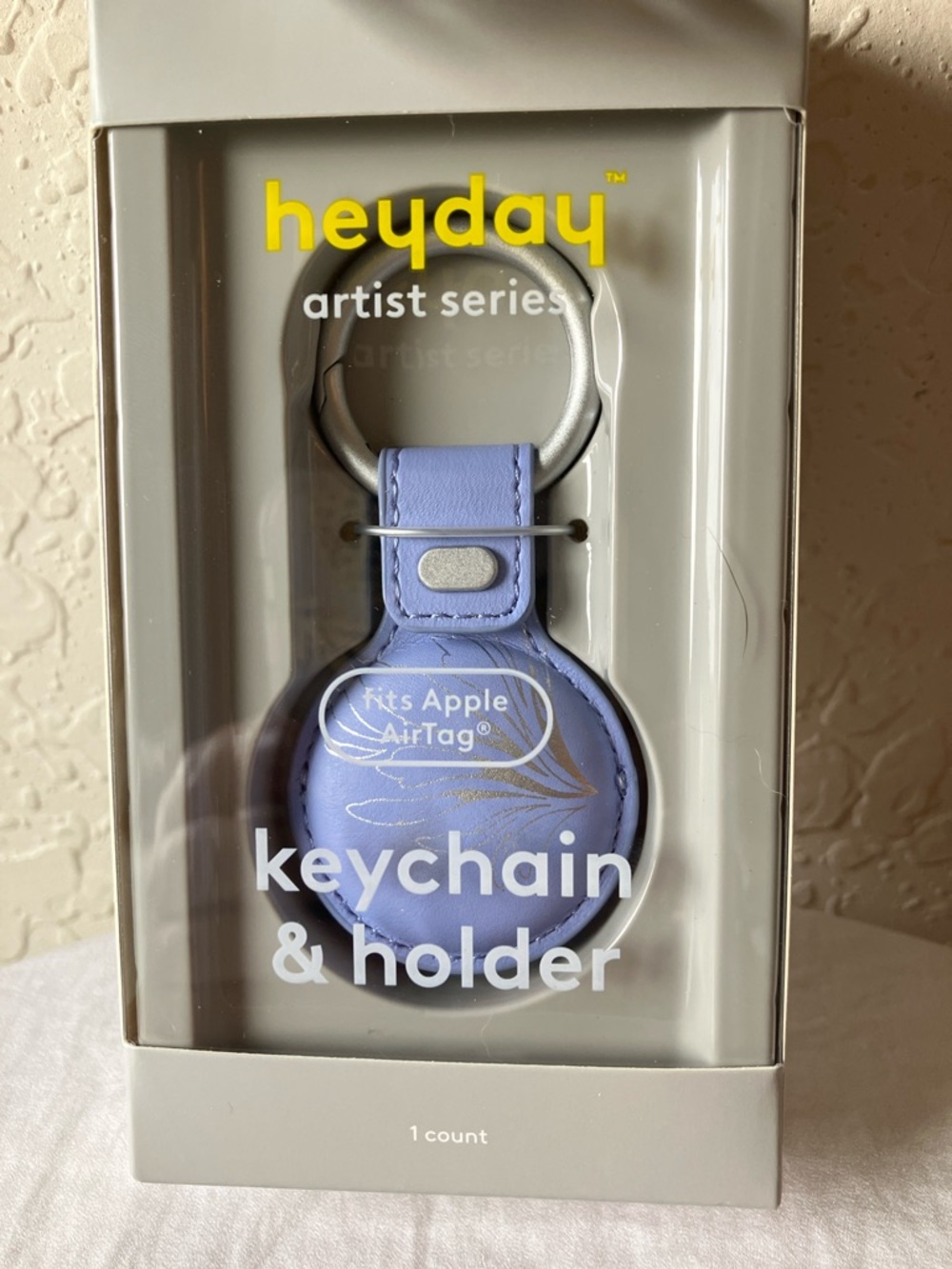 heyday: Lavender Faux-Leather Keychain Holder- AirTag